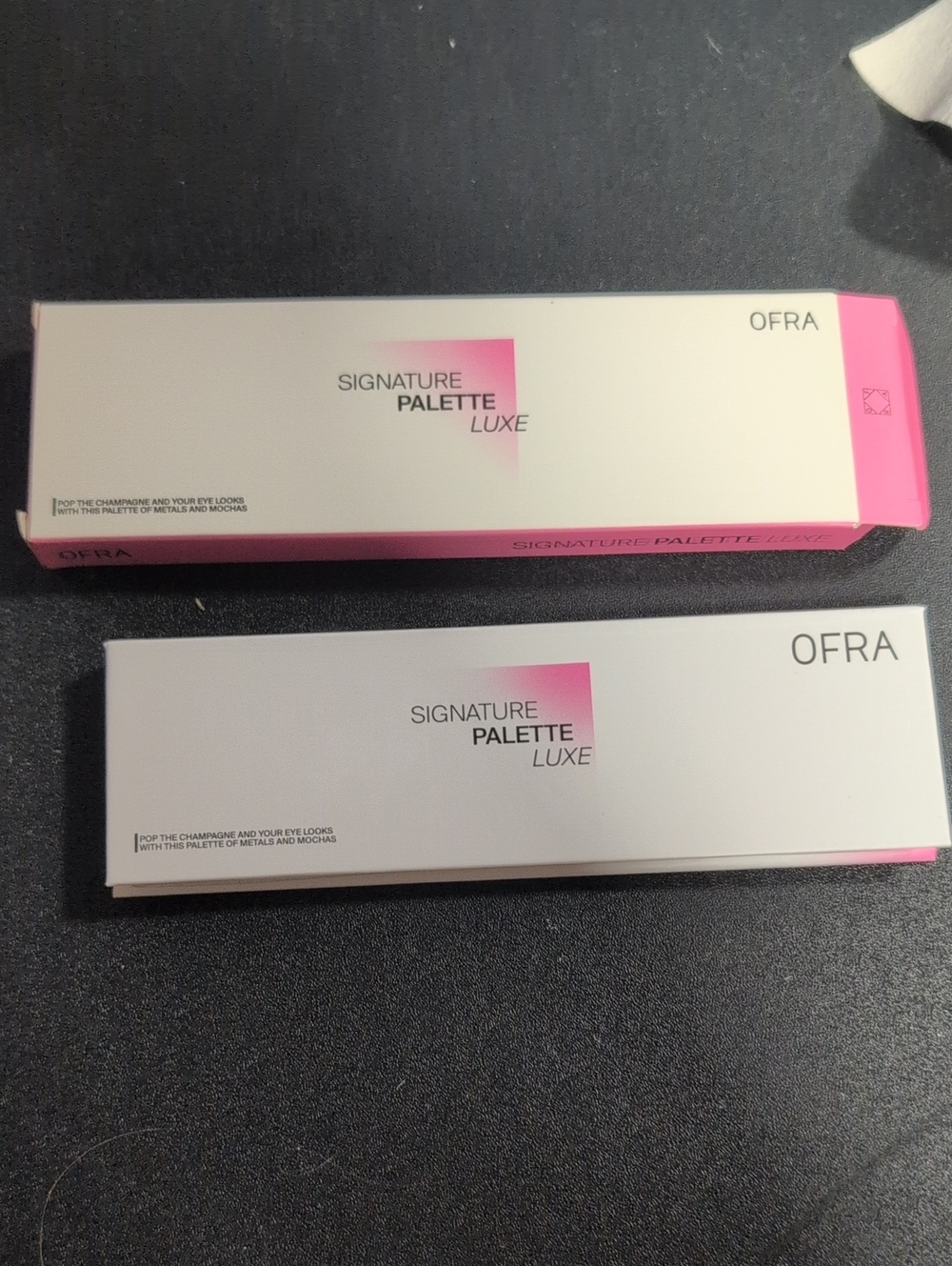 OFRA Signature Palette Luxe Eyeshadow - Pink & White Packaging - Picture 1 of 4